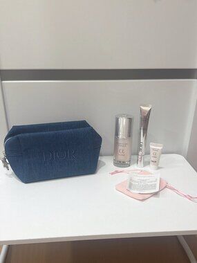 DIOR Capture OX-C Treatment Le Sérum 30 ml + Hyalushot Wrinkle Corrector 15 ml